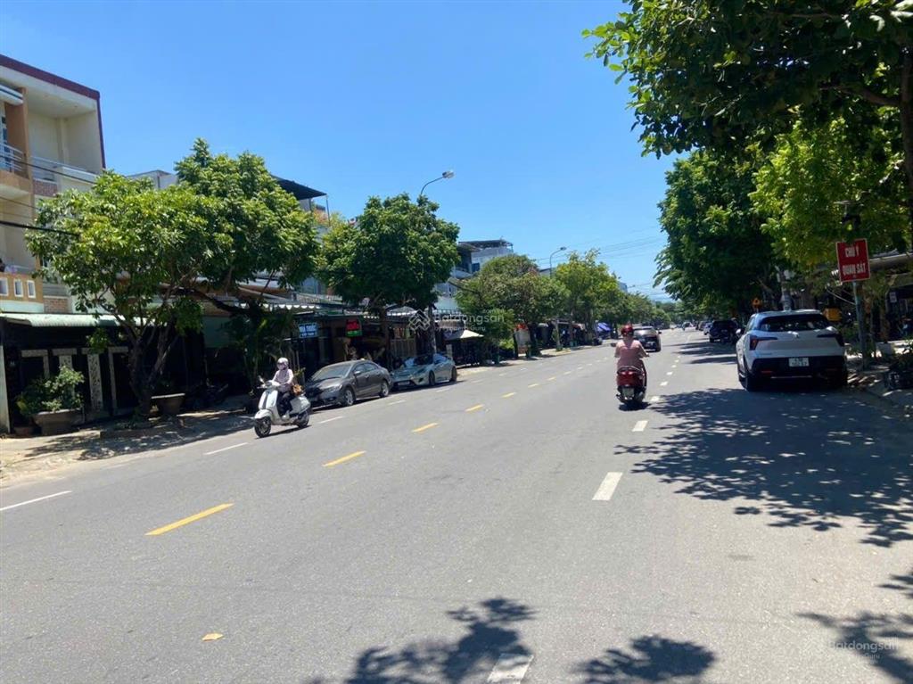 Bán đất mt đường nguyễn phước tần