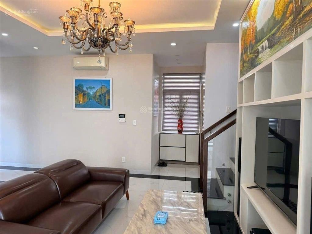 Biệt thự đảo nổi view sông lớn diện tích đất 367m diện tích xây dựng 600m