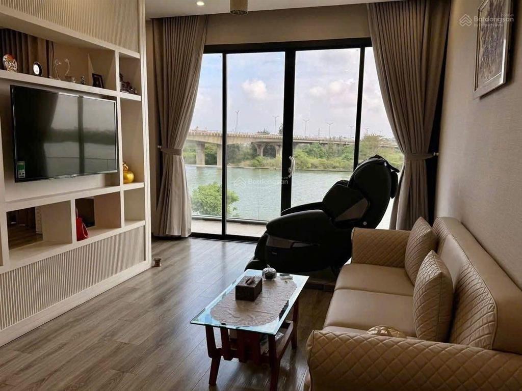 Biệt thự đảo nổi view sông lớn diện tích đất 367m diện tích xây dựng 600m