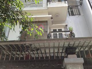 Chủ định cư  gấp bán  giảm 3 tỷ  khu vip huỳnh văn bánh  cạnh hxh  dt (5.5x16m)  6pn