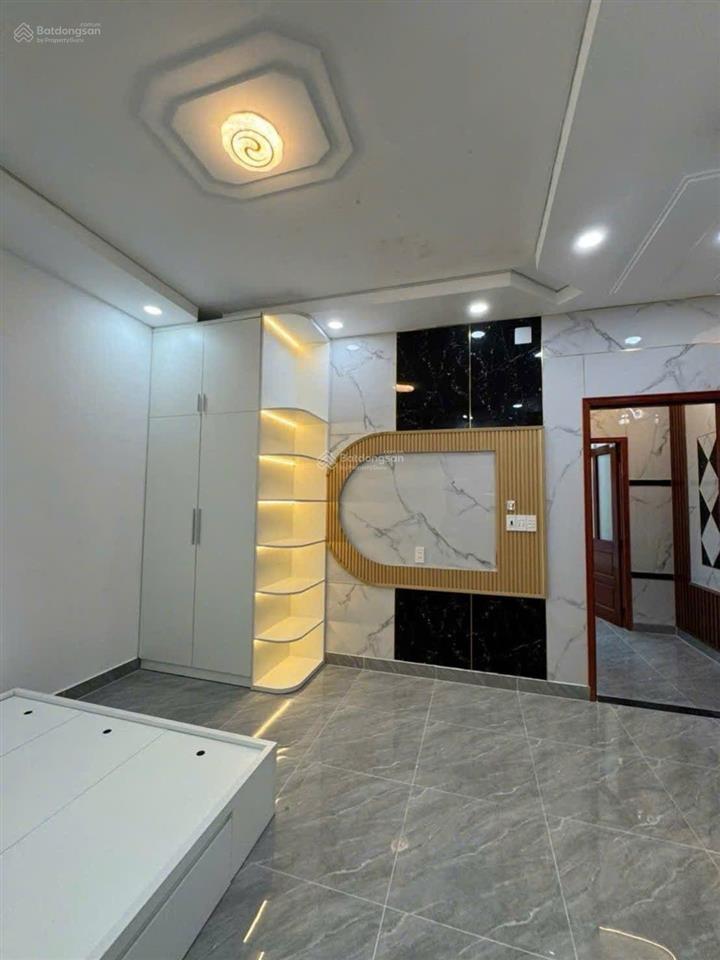 Nhà 5m x 15m, 1/ lâm thị hố, q12, 150m ra hiệp thành cty