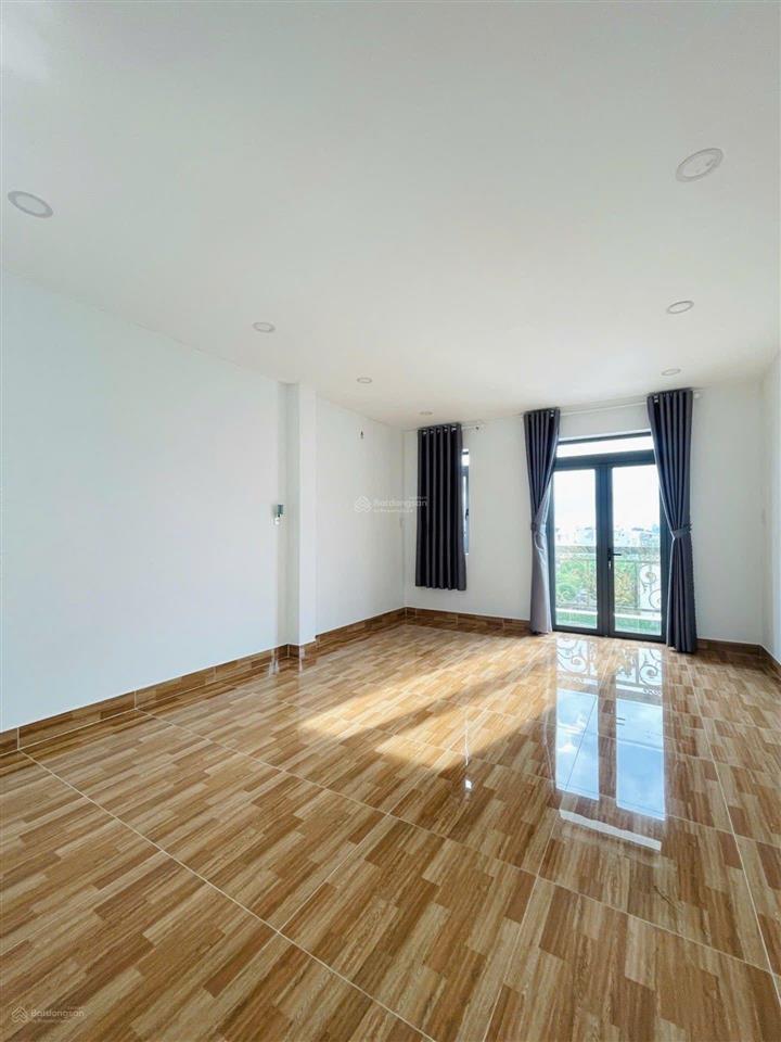 Nhà 4 tầng lâm thị hố4m x 15m mới cực đẹpgần hiệp thành cityhẻm xe tải 6m  khu phân lô