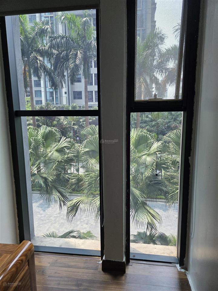 Chính chủ cần bán cc 3pn 2wc goldmark city view đẹp để chuyển sang căn to hơn, có thương lượng