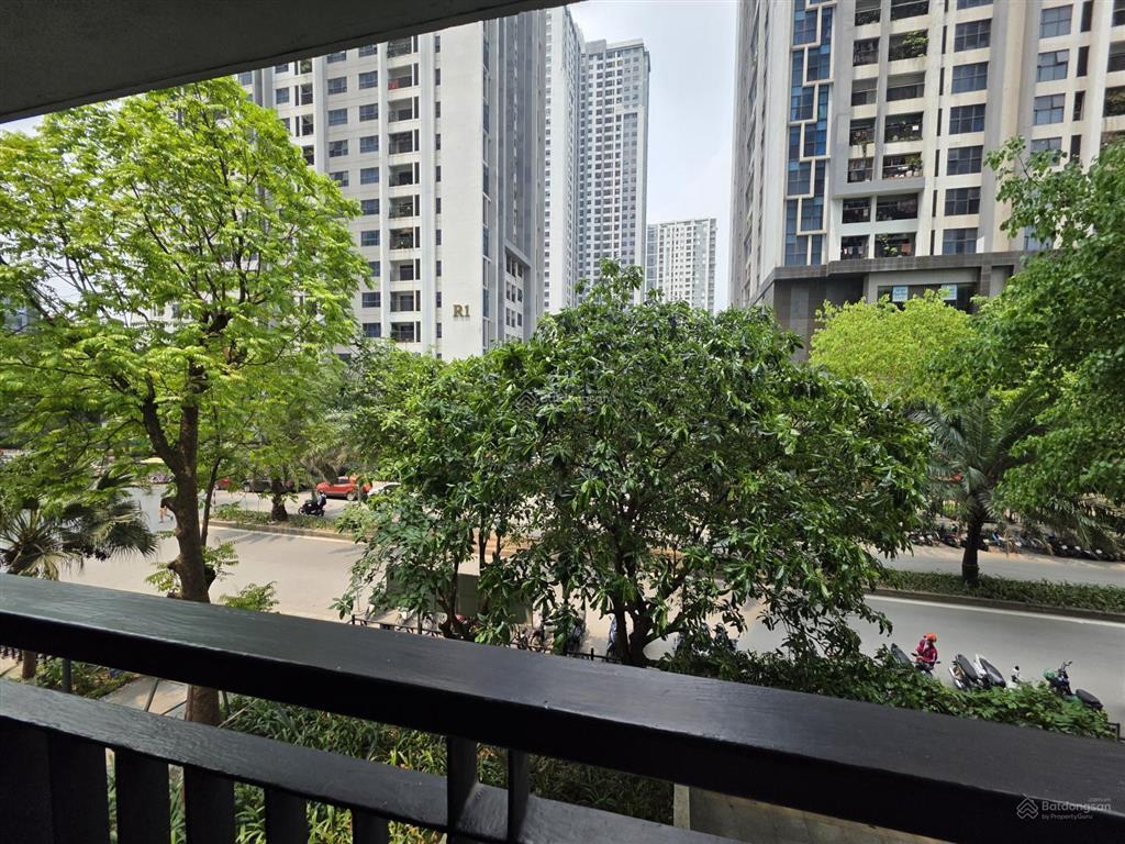 Chính chủ cần bán cc 3pn 2wc goldmark city view đẹp để chuyển sang căn to hơn, có thương lượng