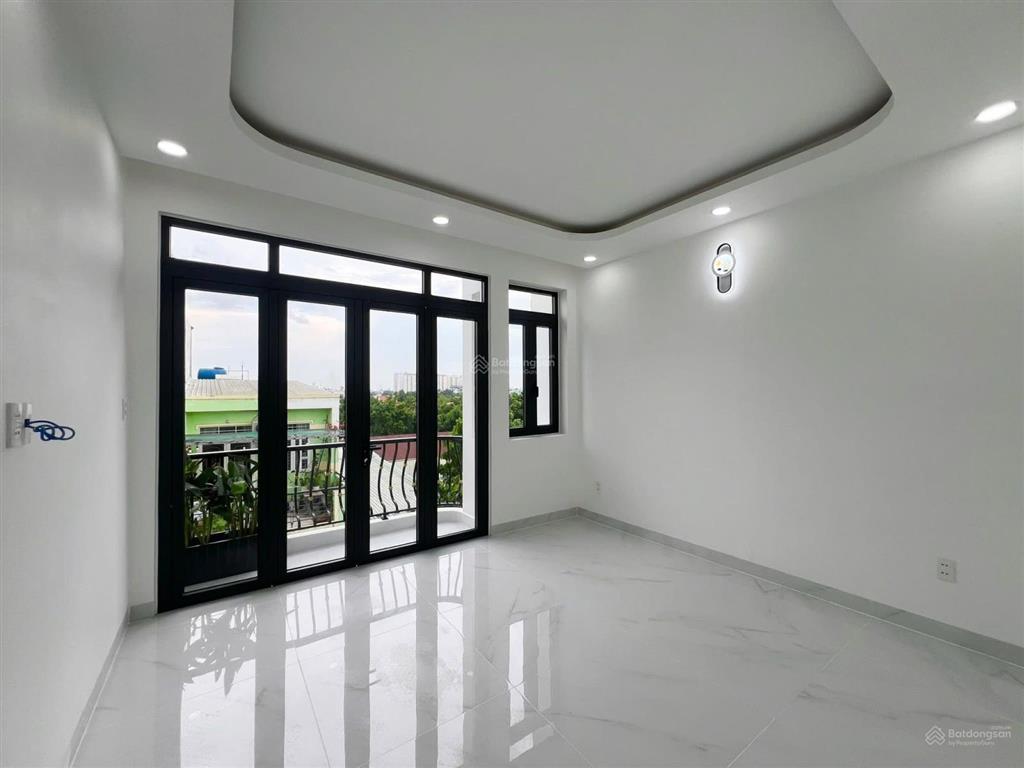 Nhà phố cách aeon tân phú tầm 5phút duy chuyên