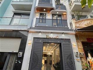 Nhà đẹp hẽm thông full nội thất cao cấp