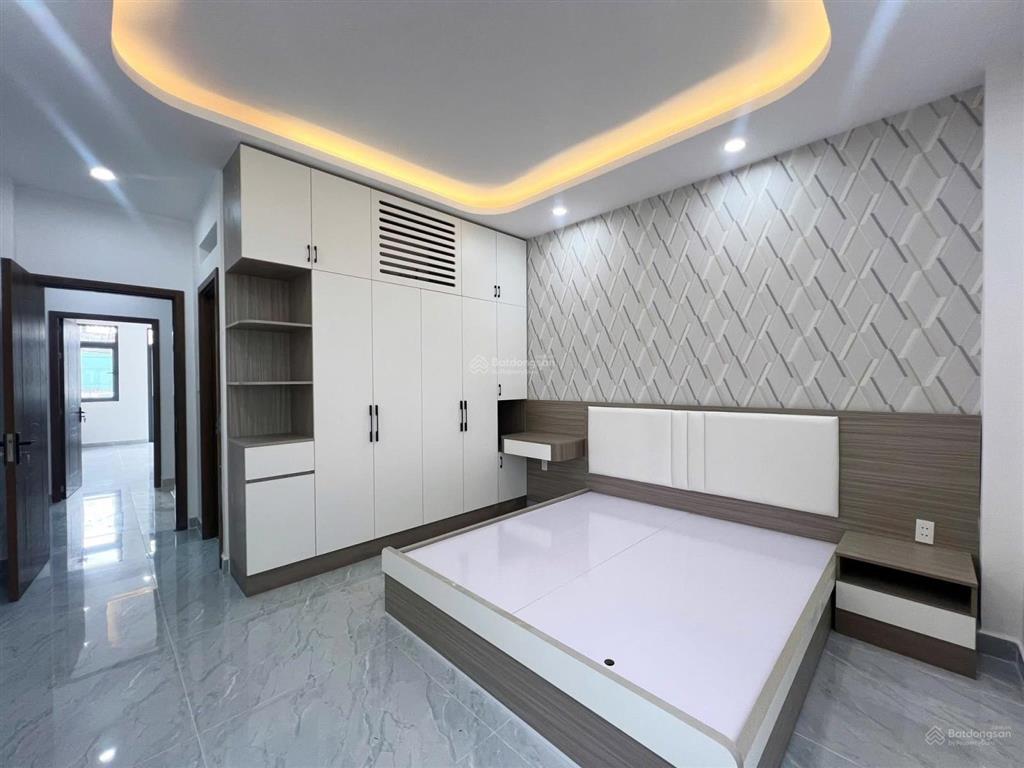 Nhà đẹp hẻm 6m thông kinh doanh