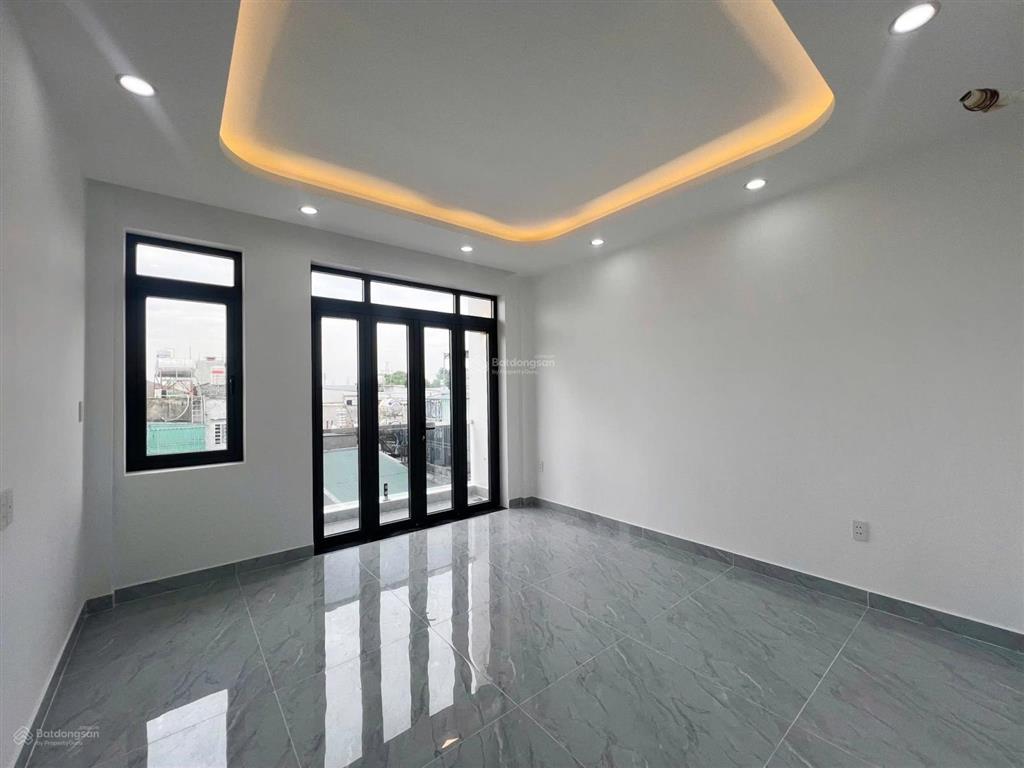 Nhà đẹp hẻm 6m thông kinh doanh