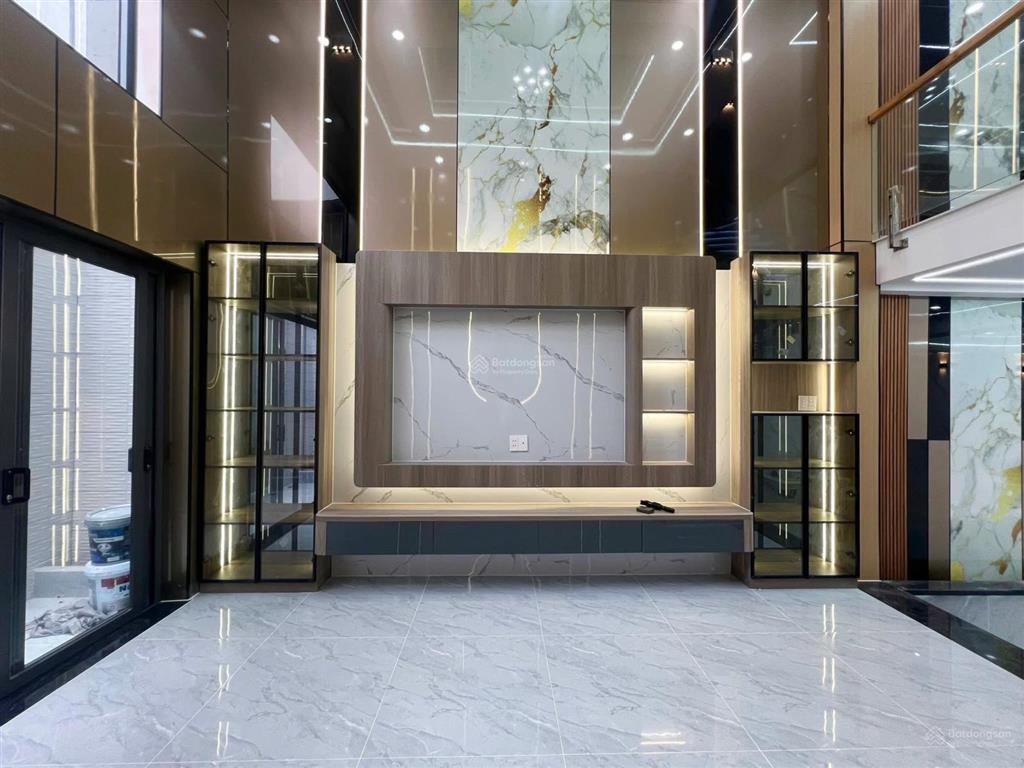 Nhà đẹp hẻm 6m thông kinh doanh