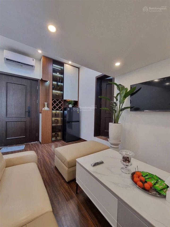 Nhà tập thể 2 tầng triều khúc.thanh xuân. tặng full nội thất y hình. dt28m2/50m.giá 2.95 tỷ. sổ đỏ