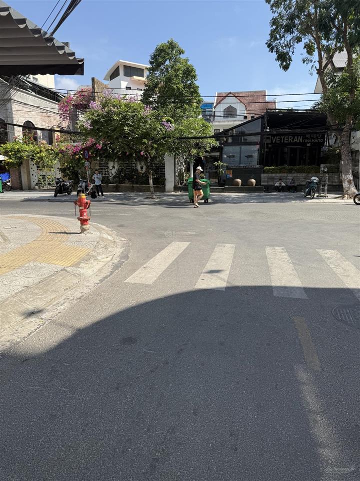 Chủ ngộp bank gấp bán giảm sâu bán nhanh đất đường cẩm bắc 1 đối diện biệt thự chỉ 6 đồng