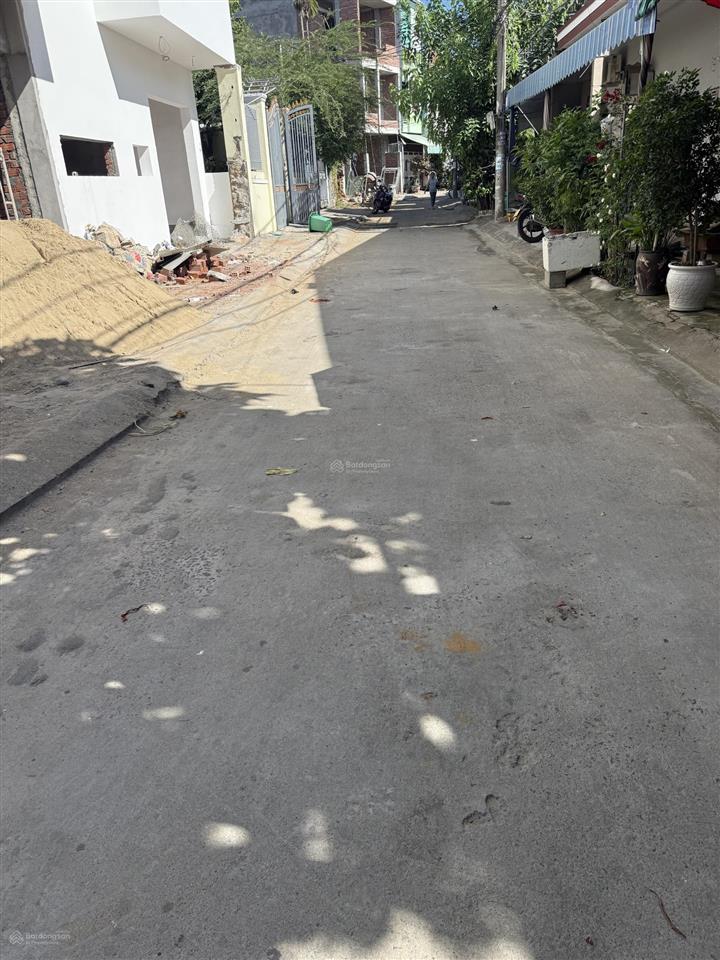 Chủ gấp lắm dòng tiền 12 triệu/1 tháng cho 98m2 ô tô thông, sát mặt tiền trưng nữ vương. ở sướng