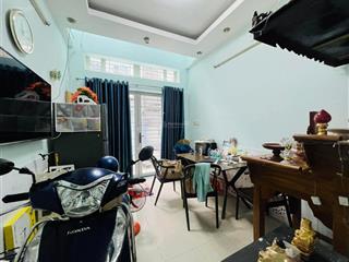 Nhà quận 1, 4 tầng sát hxh chỉ 5.5 tỷ tl