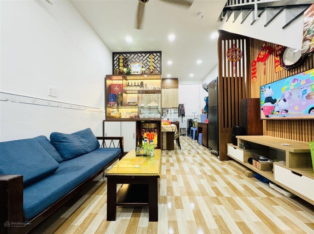 Khu vip lữ gia  gần công viên thiên phước  hẻm thông 3m  38m2 sổ vuông a4  5.5 tỷ tl