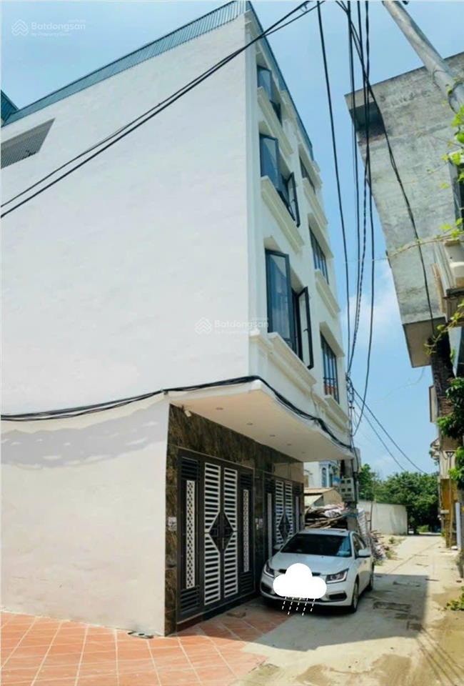 Bán nhà phượng đồng cách 300 m là cổng đh thể dục thể thao chương mỹ