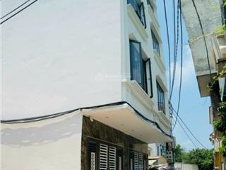 Bán nhà phượng đồng cách 300 m là cổng đh thể dục thể thao chương mỹ