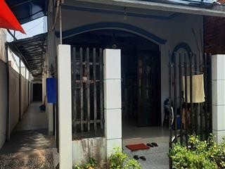 Bán đất & nhà kèm 4 phòng trọ = trung tâm thị trấn vũng liêm vĩnh long
