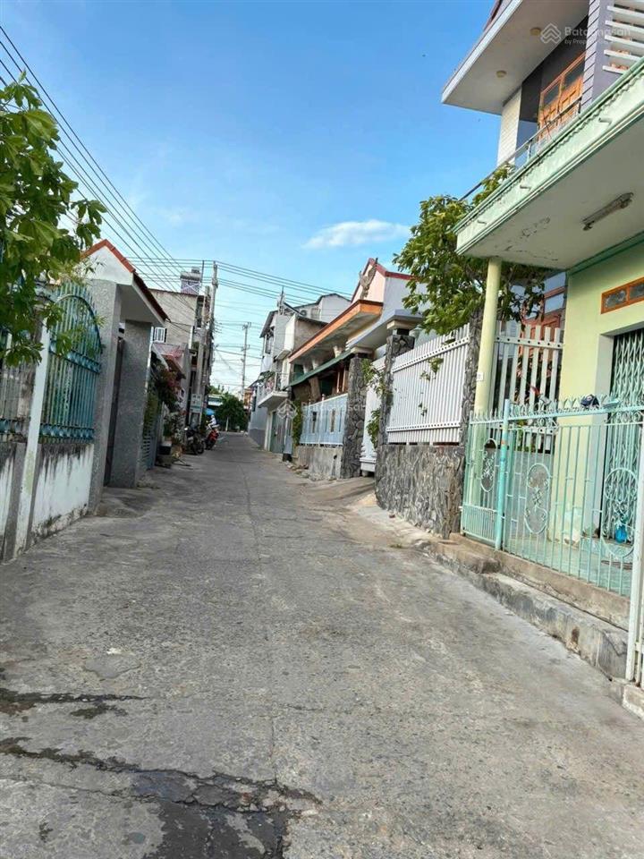 Bán nhà kp2, phường đô vinh, tp phan rang  tháp chàm  ninh thuận chỉ 1,300tỷ