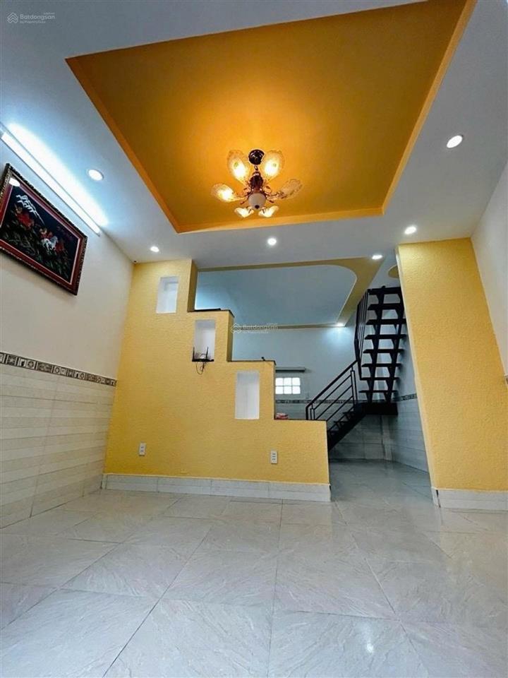 Hàng hiếm nhà 2 tầng, diện tích khủng hồ văn tư, đang cho thuê 15tr/th, ngang 7,5m, chỉ sáu tỏi mốt