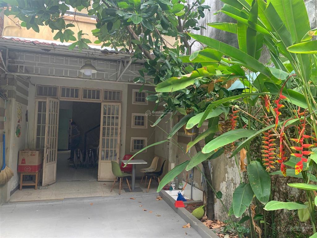 Bán nhà riêng đường dương quảng hàm ngay sau lưng vincom  hẻm xe tải thông  80m2(4.2x19)  9,9 tỷ
