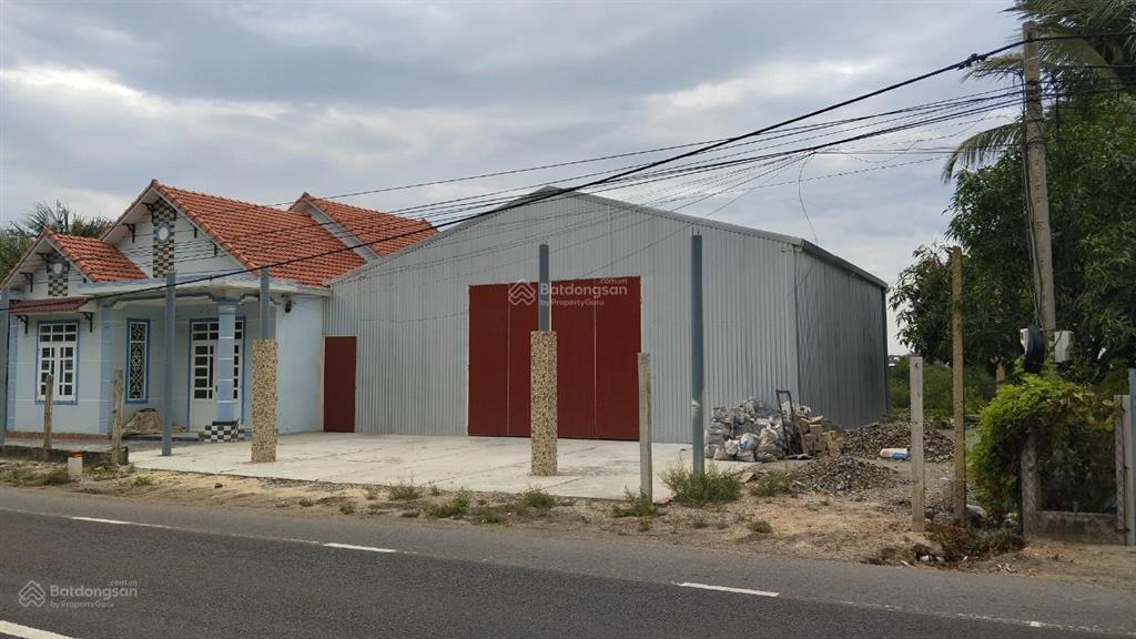 Bán nhà ở, nhà xưởng, và đìa nuôi trồng thuỷ sản