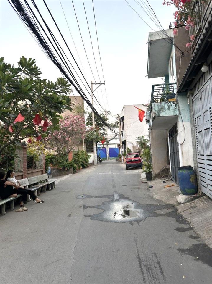 Bán nhà + 6 phòng trọ bình chiểu 139m2 dòng tiền 20tr/th hẻm xe tải chỉ 6.2 tỷ ~40tr.m2 siêu ngon