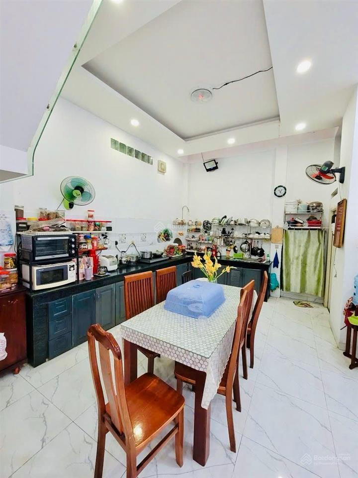 Nhà 3 tầng 94m2  ngang 6.5m  quang trung  gò vấp  chỉ 8.45 ty
