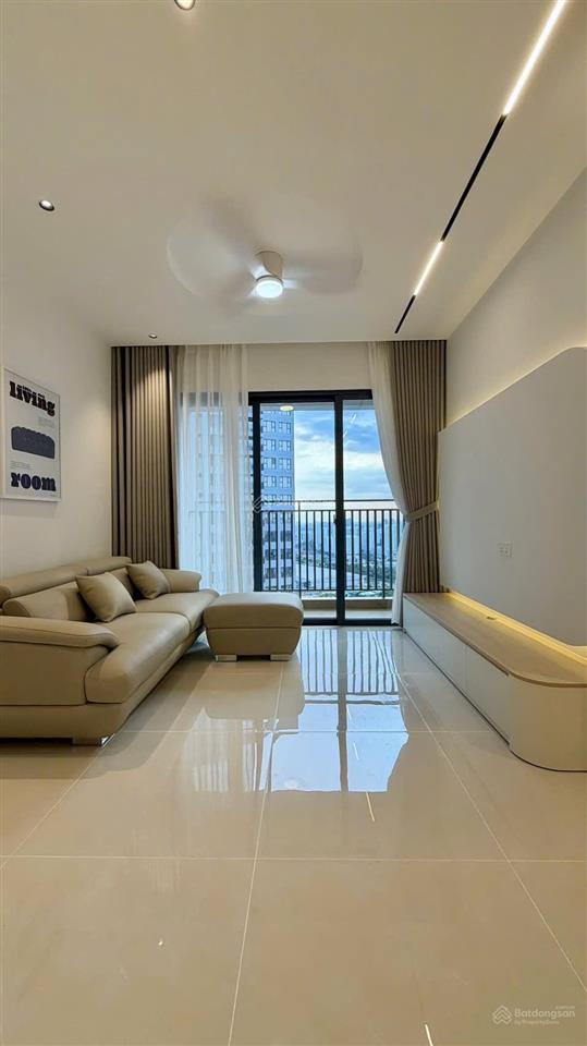 Cần cho thuê gấp căn hộ riviera point, q7 giá siêu rẻ.  0917 300 ***