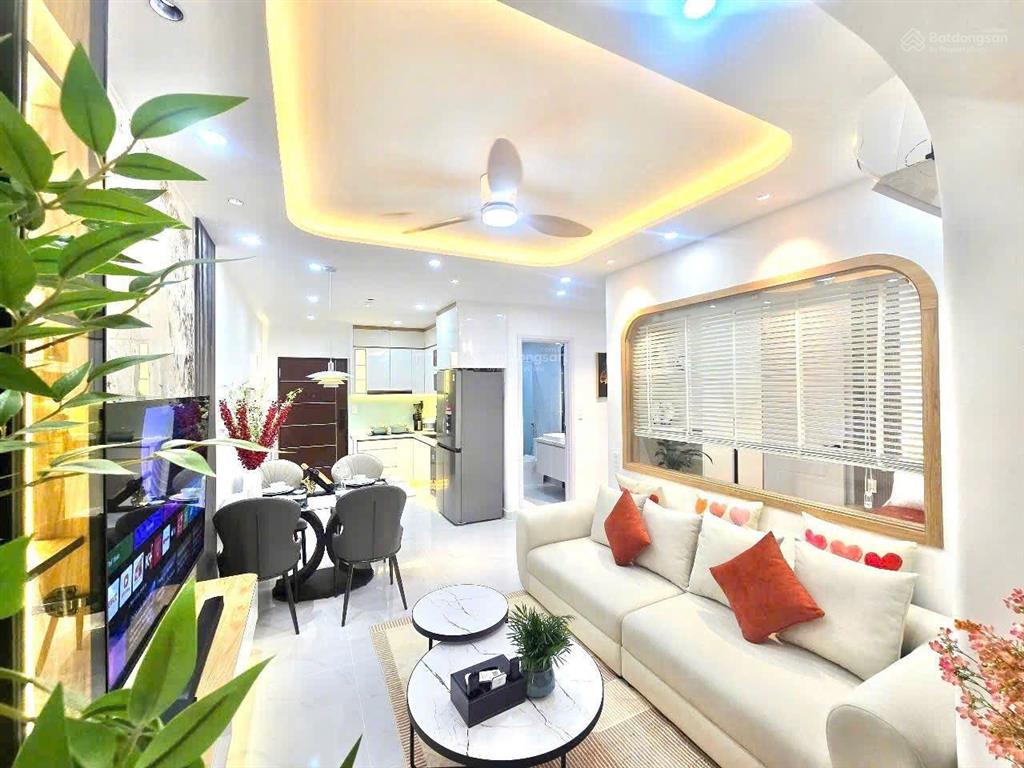 Cần cho thuê nhanh căn hộ sunrise riverside, nhà đẹp, giá rẻ.  0917 300 ***