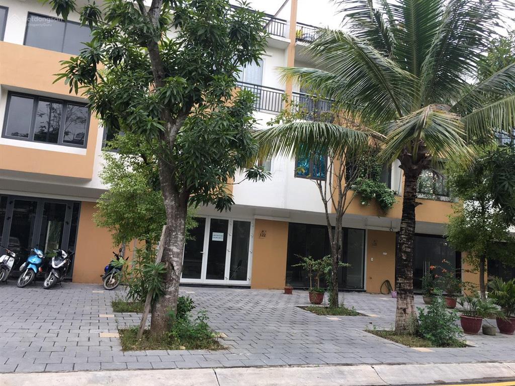 Bán căn shophouse, nhà phố thảo nguyên diện tích 100m vừa ở vừa kinh doanh, mặt đường 30m
