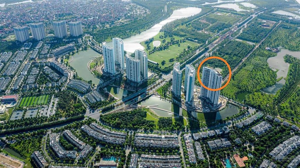 Chính chủ bán căn hộ view golf siêu đẹp 3 phòng ngủ 3 wc thang máy riêng toà park premium, ecopark