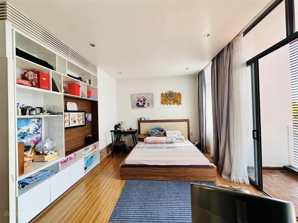 Bán nhà phố phú xá 120m2, mặt tiền khủng, ngõ ô tô thông, tặng nội thất tiền tỉ