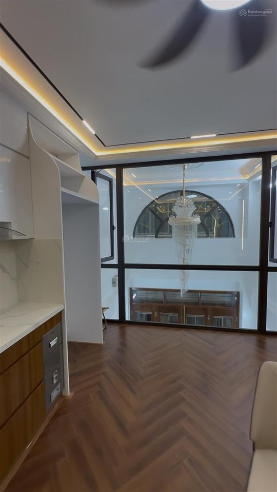 Siêu phẩm hai bà trưng ! kinh doanh ngõ ô tô thang máy nhà mới 7 tầng ,46 m2 19,5 tỷ