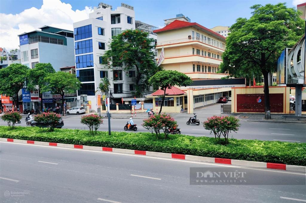 " đất vàng 420 m2  mt 12 m " mặt phố nguyễn chí thanh  lô góc 3 thoáng hiếm có