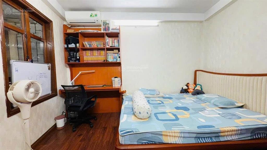 57 m2 mt4.7 14.5 tỷ nhà dân xây kinh doanh hai bà trưng ngõ thông 30 m ra phố