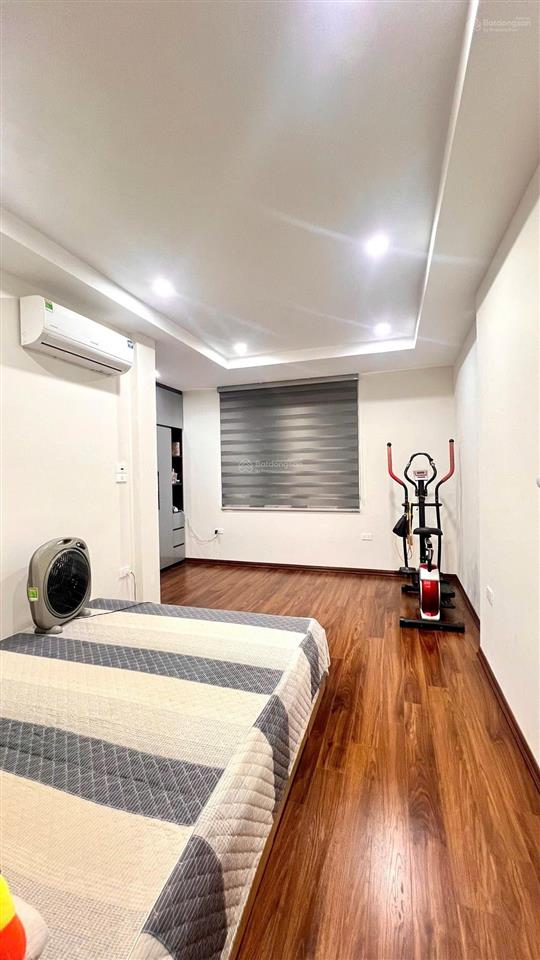6,5 tỷ  mt 4.4 m nhà ngõ ô tô kinh doanh khu vực phân lô yên lãng 6 tầng xây mới