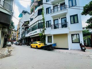 31,4 m²  12 tỷ nhà ngõ ô tô tránh ô đồng lầm (đống đa) 20 m ra hồ lớn kinh doanh siêu đỉnh