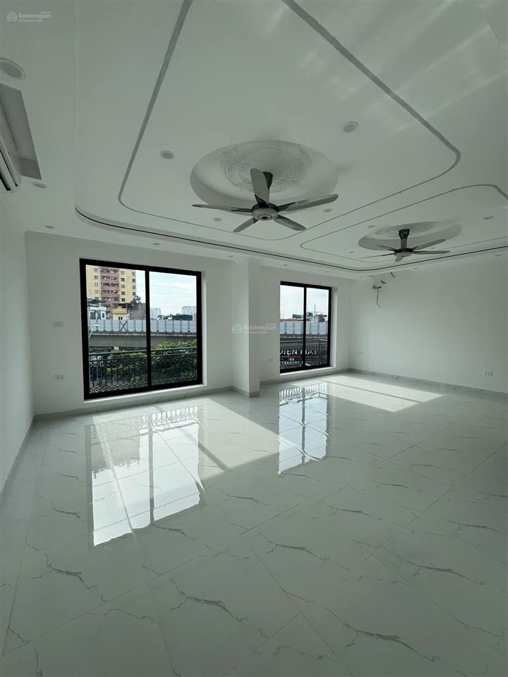 Nhà mặt phố lô góc 2 thoáng quang trung hà đông xây mới 5 tầng thang máy 51 m2  27,9 tỷ mt 6,9 m