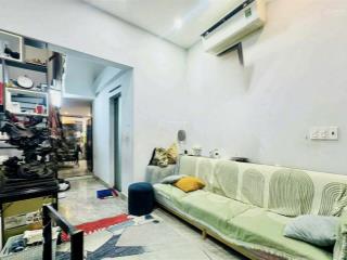 Bán nhà ngay quận 1 gần chợ bến thành dt 45m2 4 tầng btct 5 pn 2 sát mặt tiền chỉ nhỉn hơn 8 tỷ tl