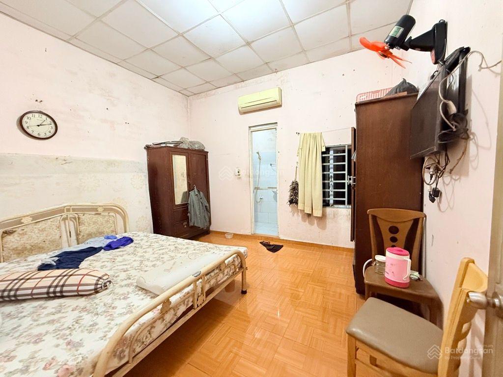 Mtkd bùi quang là gv  2 tầng  70m2  khu kd sầm uất  đường 10m có lề  9tỷ (tl)