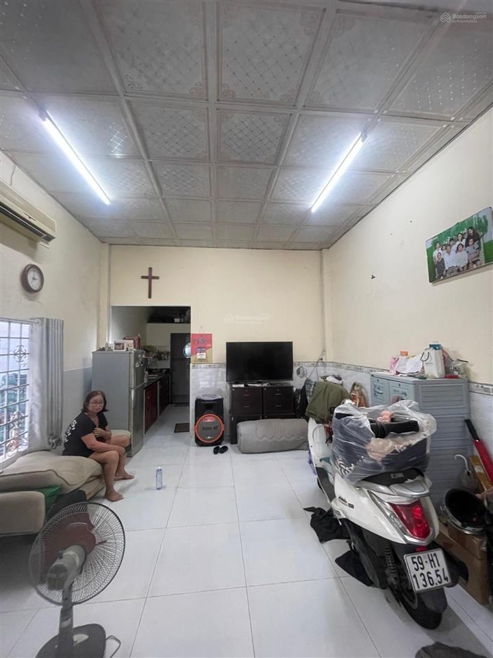 Siêu phẩm bình dân nhà đẹp ở ngay  hxh đỗ cửa  đông hưng thuận 02 q. 12 2 tầng  79m2 3,3 tỷ