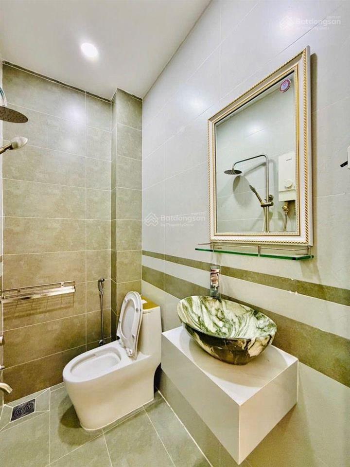 Full nội thất ở ngay  góc 2mt hẻm thống nhất gv  2 tầng  36m2  3,87tỷ (tl)