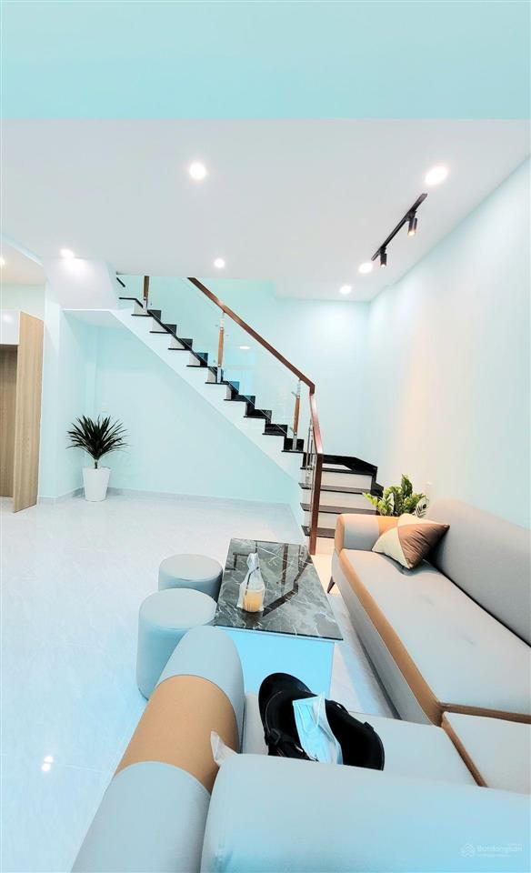 Nhà đẹp ở ngay  tặng nội thất cơ bản  hxh đỗ cửa  2 tầng btct đường ht13 q.12  3,24tỷ (tl)