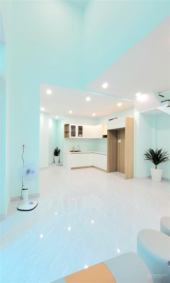 Nhà đẹp ở ngay  tặng nội thất cơ bản  hxh đỗ cửa  2 tầng btct đường ht13 q.12  3,24tỷ (tl)