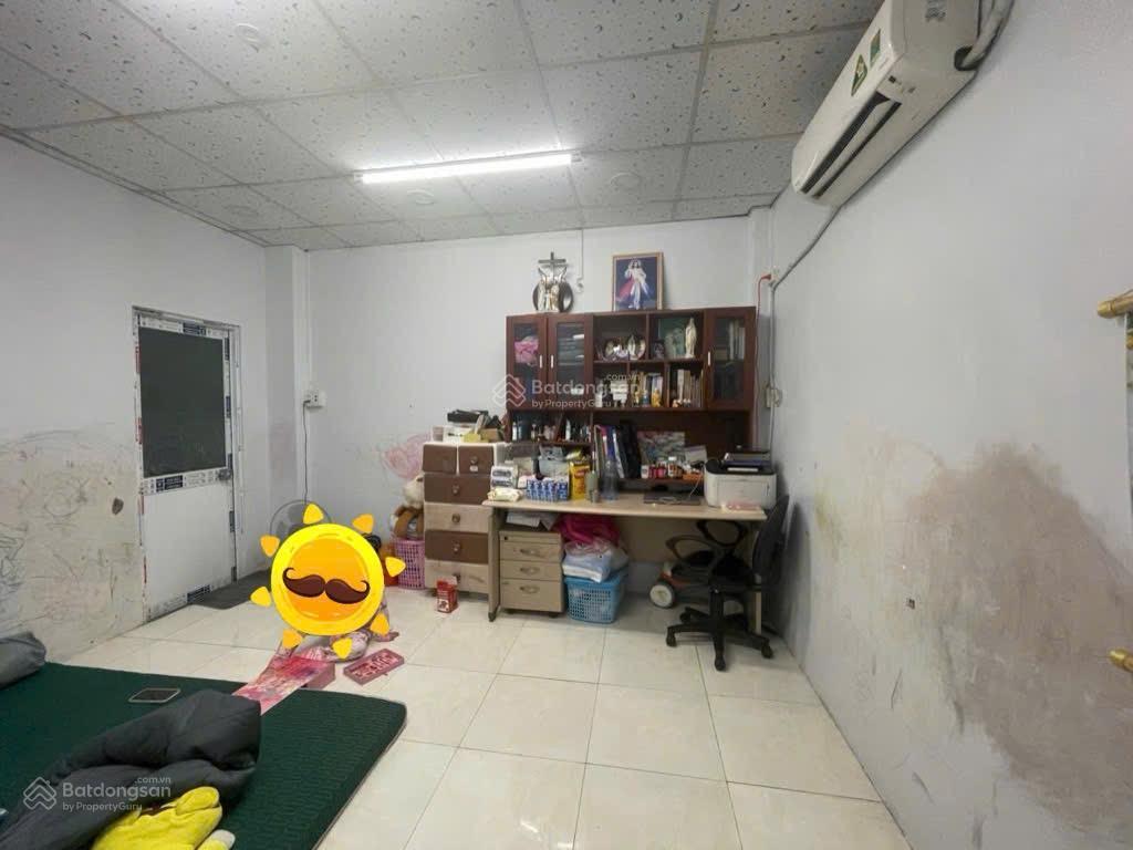 Hàng hiếm 2 tầng btct  thống nhất gv  40m2 đầy đủ công năng chỉ 3,8tỷ (tl)  chạm nhẹ là chốt