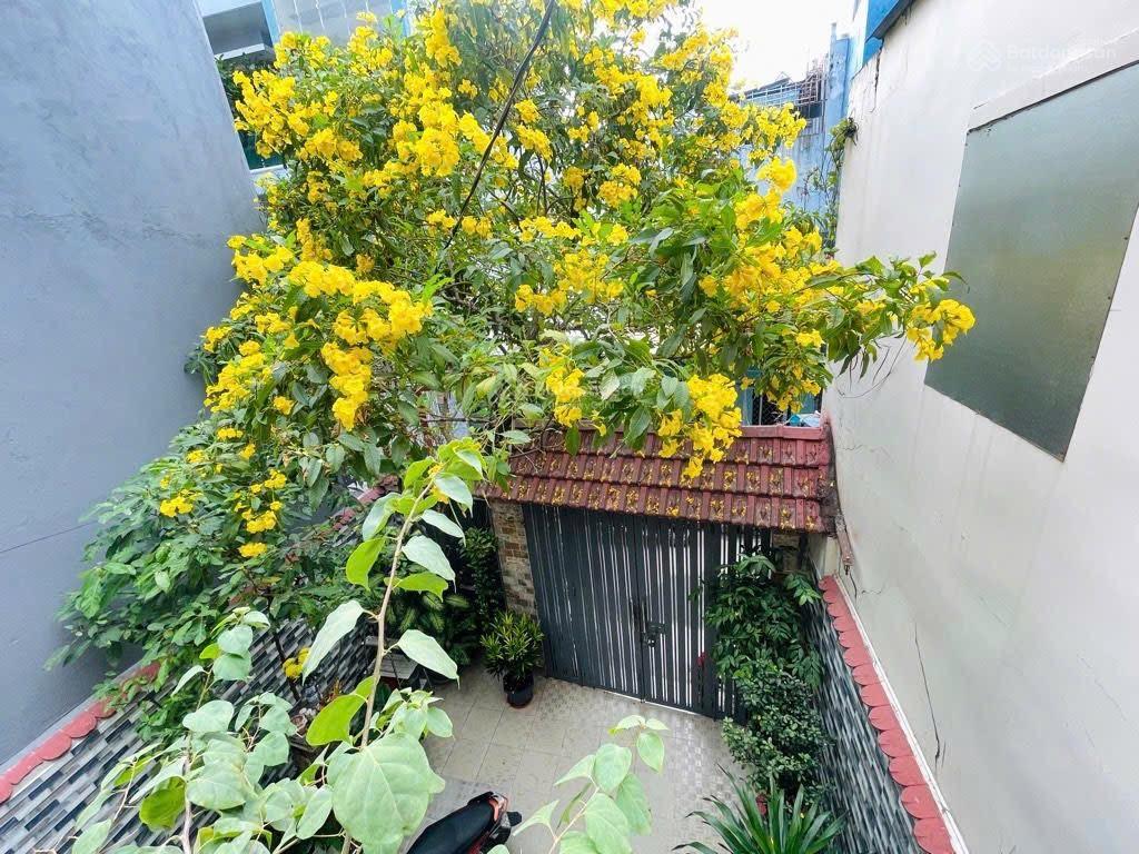 Nhà gò vấp đất 99m 5.2x18m 2 tầng 3pn hxh thông nguyễn tư giản giáp tân bình chỉ 8.6 tỷ