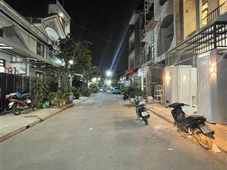 Bán nhà hxh 10m đường nguyễn thi minh khai  dĩ an, gần chiêu liêu, đất 65m, 2t, 3pn, 3.2 tỷ