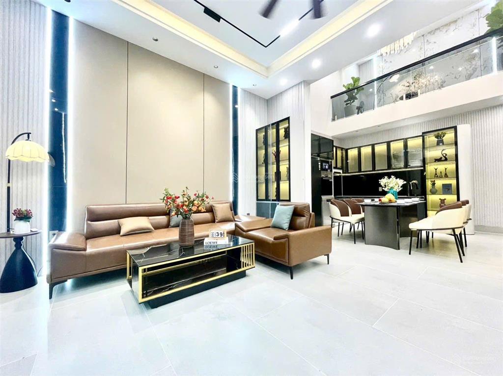 Chốt nhanh hôm nay, đ phan đăng lưu,p3,phú nhuận, dt 82,5m2, giá 4ty360tr, cho thuê 28tr,sổ riêng
