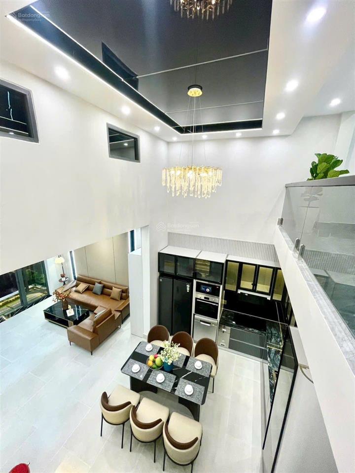 Chốt nhanh hôm nay, đ phan đăng lưu,p3,phú nhuận, dt 82,5m2, giá 4ty360tr, cho thuê 28tr,sổ riêng