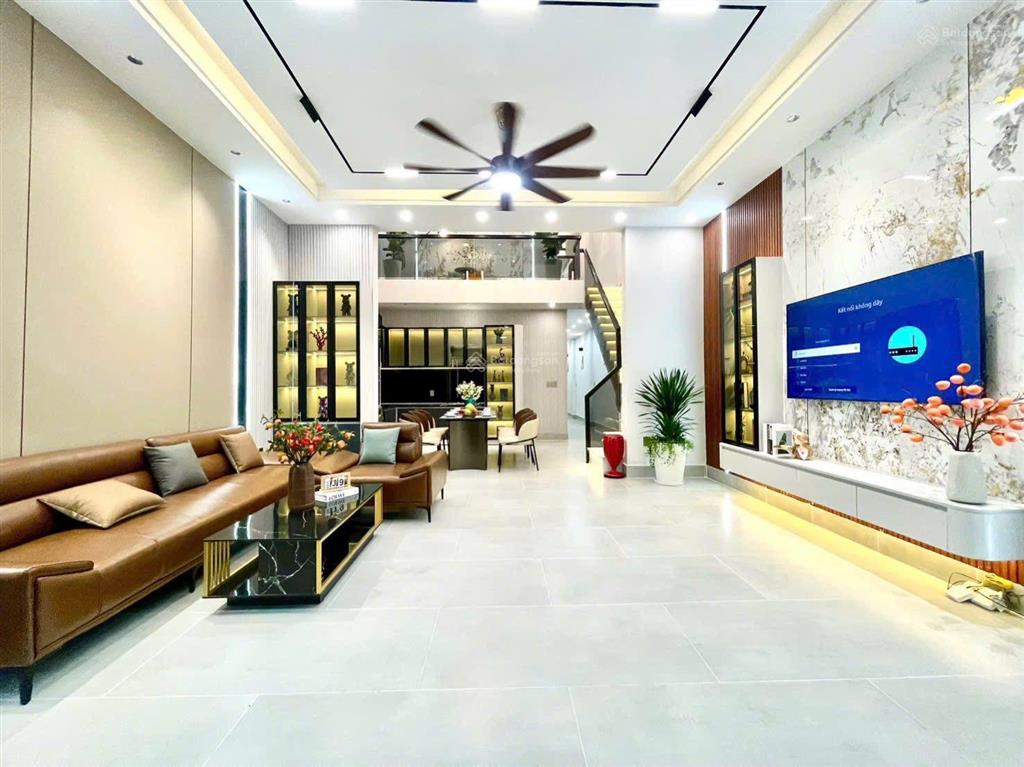 Chốt nhanh hôm nay, đ phan đăng lưu,p3,phú nhuận, dt 82,5m2, giá 4ty360tr, cho thuê 28tr,sổ riêng